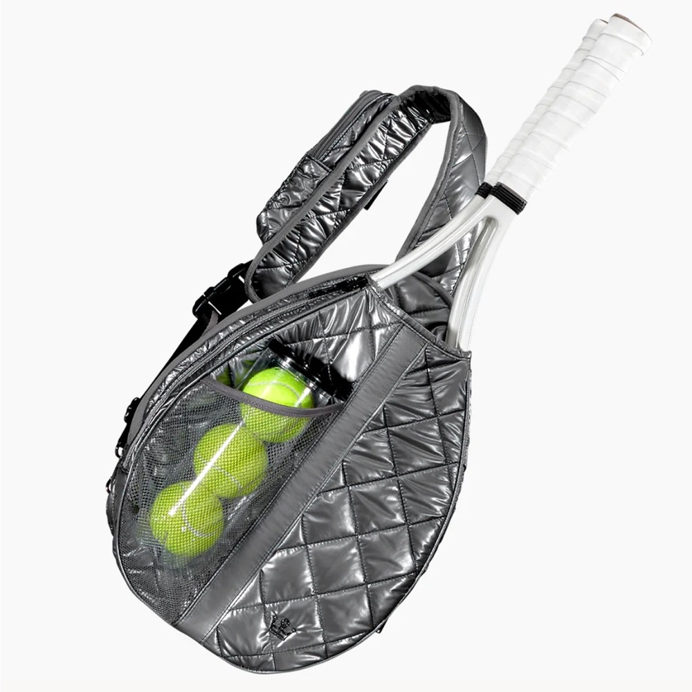 Oliver Thomas sling tote for tennis